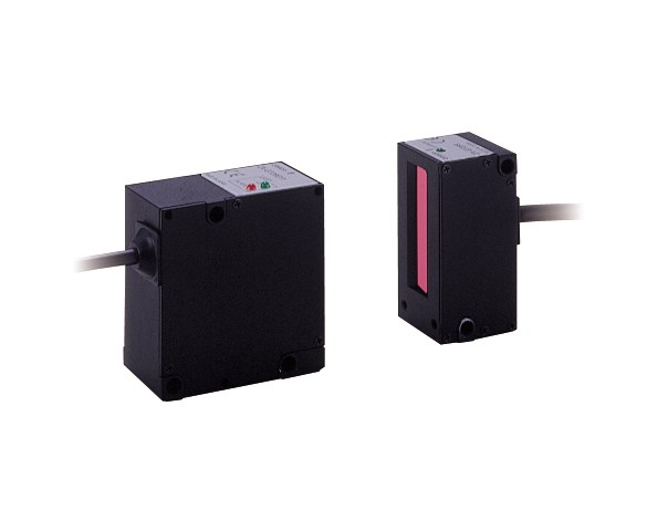 Laserlichtband, 28mm Messbereich, Abstand Sender / Empfänger 0 - 500mm, PNP